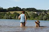 ADULTE ET CHIEN 145